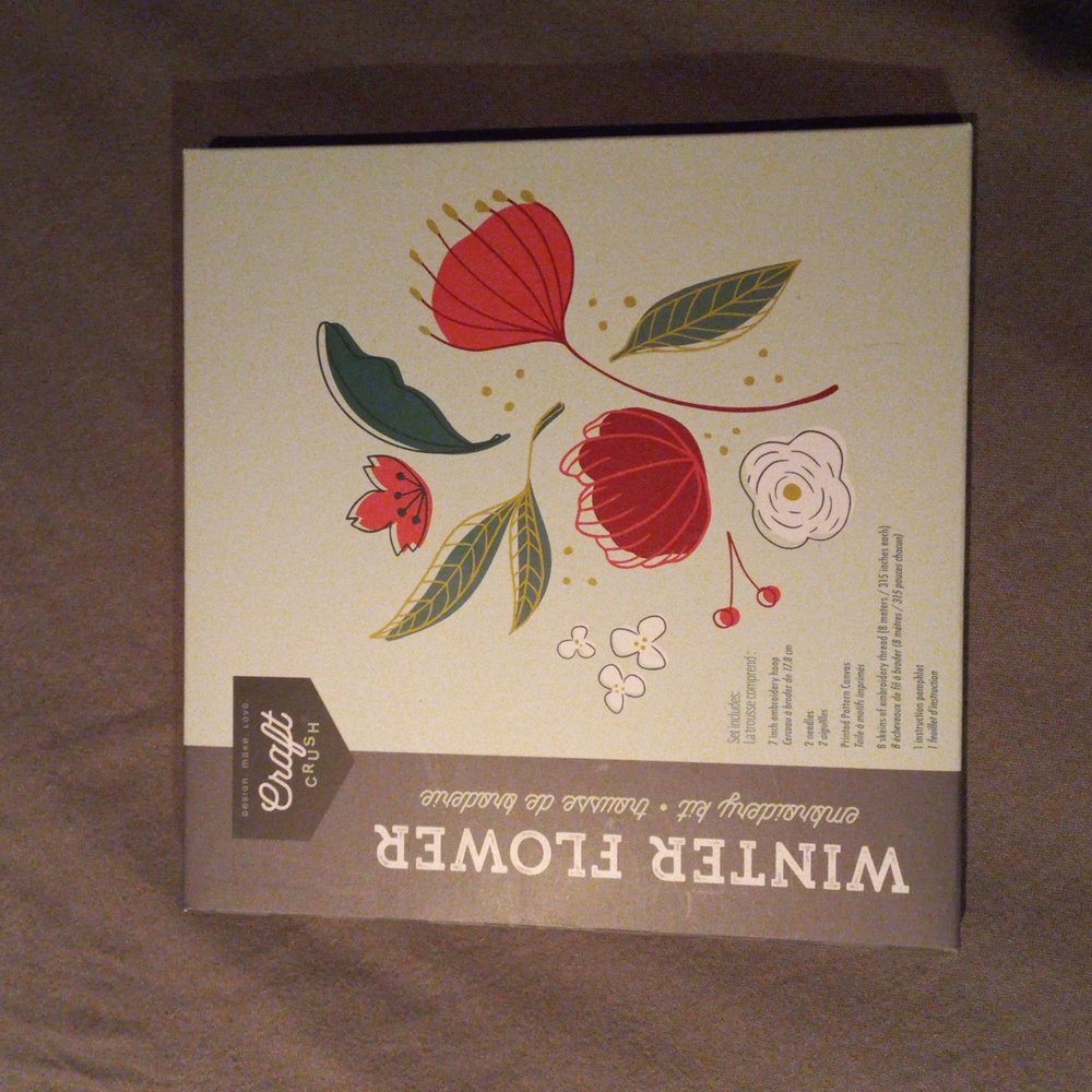 ⚡️LAST CHANCE SALE⚡️ NWOT CRAFT CRUSH Winter Flower Embroidery kit